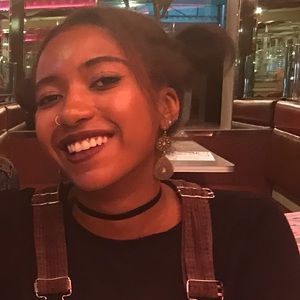 Meet your Posher, Kayla